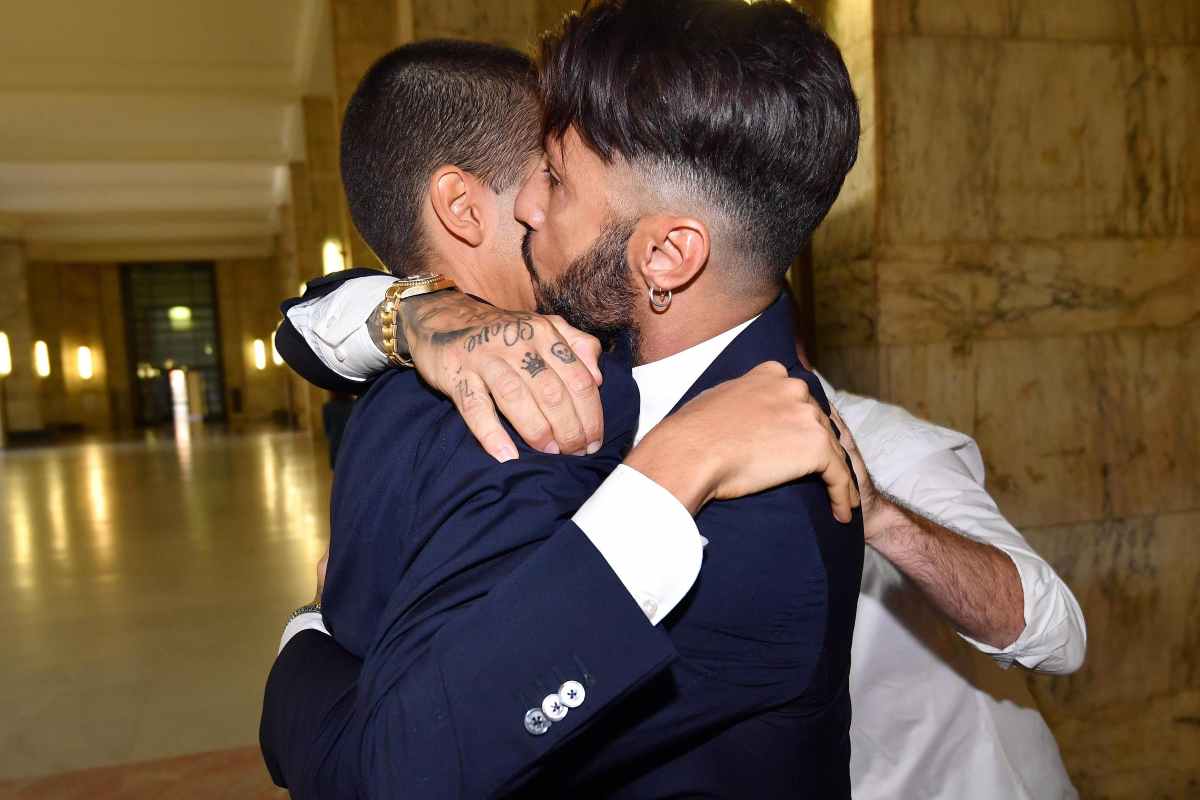 Fabrizio Corona Carlos Corona lacrime per il figlio Solo Gossip