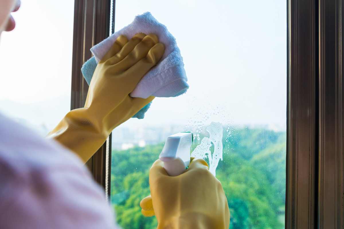 Trucco pulizia vetri senza saponi