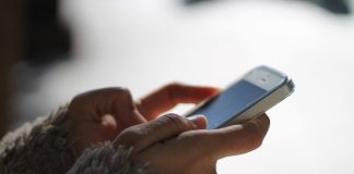 Come evitare di far conoscere la reale posiione Whatsapp