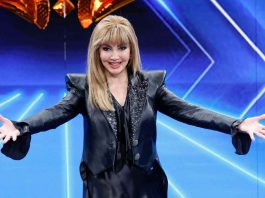 Milly Carlucci Il cantante MASCHERATO Spoiler Solo Gossip
